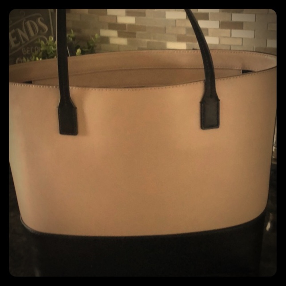 Kate Spade ♠️ purse !!